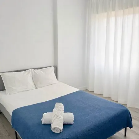 Comfortable 3 Bedroom Santa Apolonia Apartmán Lisboa